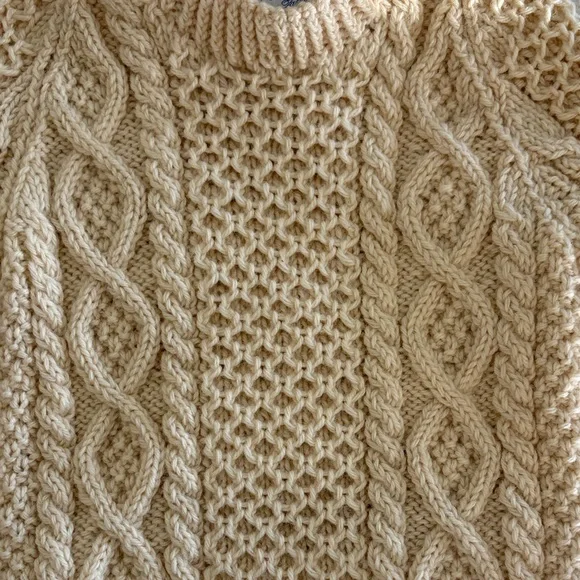 Child’s Cozy Cable Knit Wool Sweater- Vintage Handmade - Picture 5 of 12